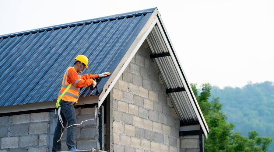 Professional residential roofers in Nesmith, SC